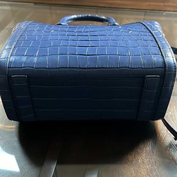 Lauren Ralph Lauren Tyler Croc Embossed Leather Tote Bag - Picture 14 of 15